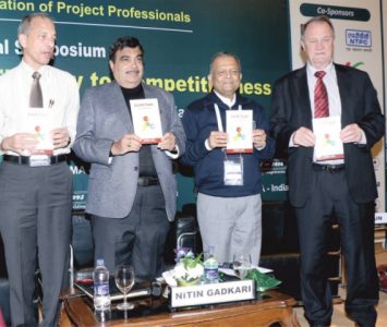 Nitin-Gadkari-released-Assorted-Thoughts